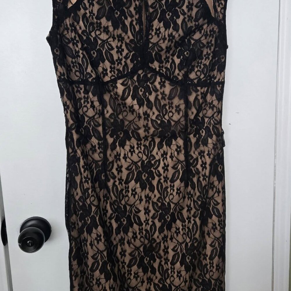 Black lace overlay AA Studio stretchy cocktail dress sz 6